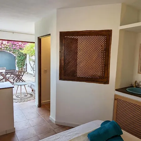 La Buganvilla *